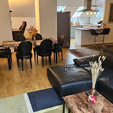 Am Stadtpark #2, 2br, 109m2, Parkplatz