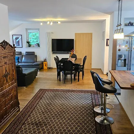 Am Stadtpark #2, 2br, 109m2, Parkplatz Ilmenau