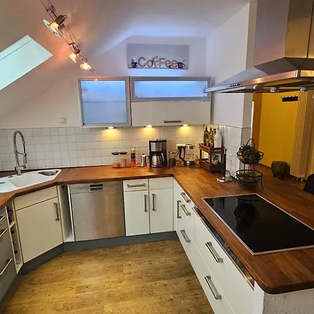 Apartment Am Stadtpark #2, 2br, 109m2, Parkplatz