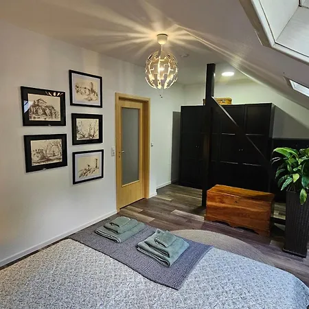 Am Stadtpark #2, 2br, 109m2, Parkplatz Apartment *